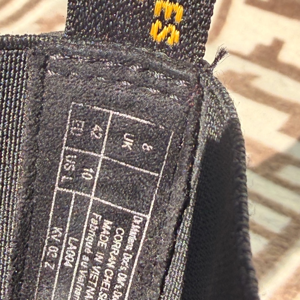 Dr Martens Corran Chelsea Atlas Heeled Boots - Picture 9 of 12
